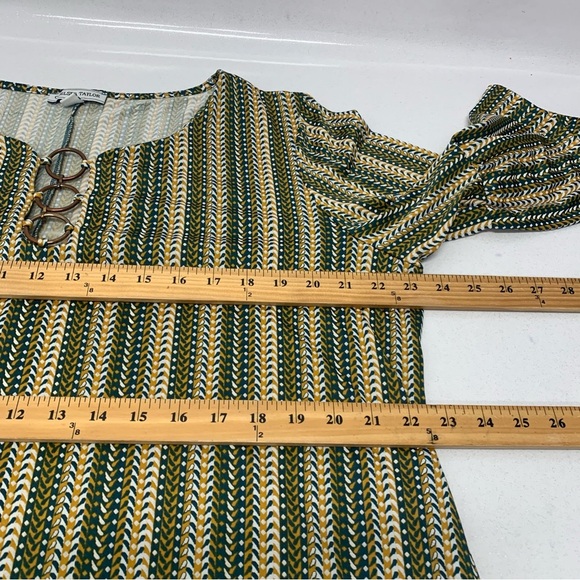 Chelsea Taylor Shift A Line Dress 2X  Geometric Green Ruffle Sleeve Below Knee O - Picture 9 of 9